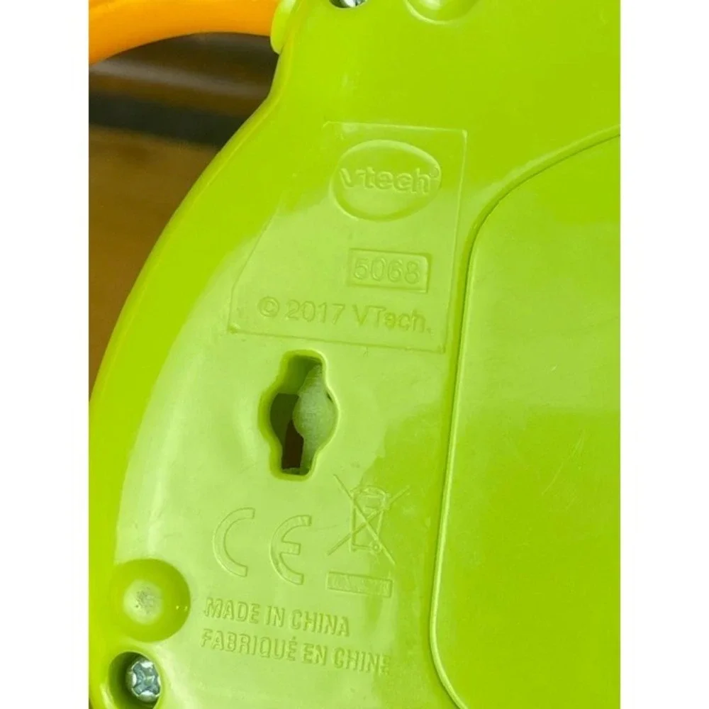 VTech Tummy Time Discovery Pillow Replacement Toy Giraffe Music Lights Working
